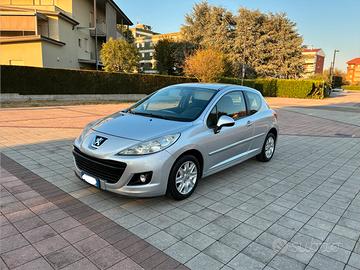 PEUGEOT 207 + 1.4 benzina gpl 2033 neopatentati