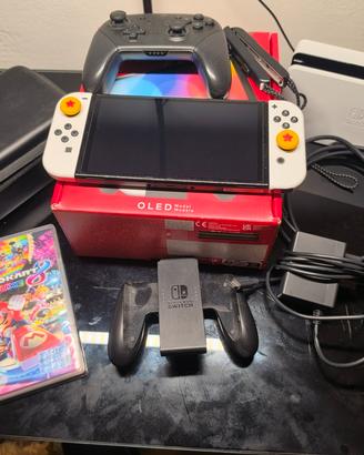 Nintendo Switch Oled e Accessori + Mario Kart 8