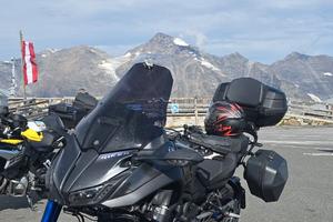 Yamaha Niken accessoriata