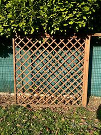 Pannelli grigliati in legno da giardino