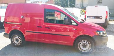VOLKSWAGEN CADDY 2.0 TDI 120 CV 4X4
