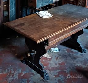 tavolo/scrivania