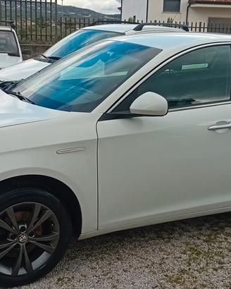 Alfa Romeo Giulietta 1.6 JTDm-2 105 CV Distinctive
