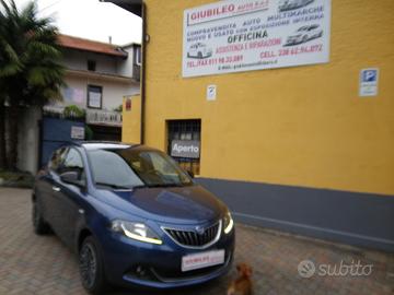 Lancia Ypsilon 1.0 FireFly 5 porte S&S Hybryd Gold