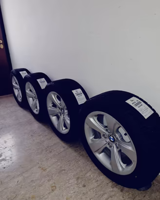 4 CERCHI IN LEGA ORIGINALI BMW 17+GOMME INVERNALI 