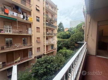 3 LOCALI A GENOVA