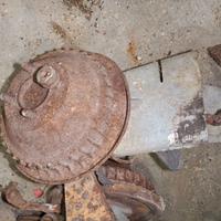 differnziali mozzi tamburi piaggio ape faro basso