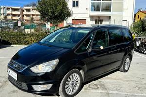 Ford Galaxy Titanium