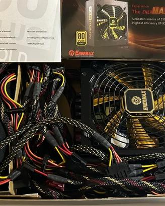 Alimentatore Enermax MODU87+ 700 W