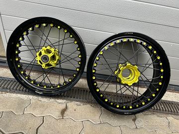 Coppia Cerchi Kineo Mv Agusta Brutale Dragster 800