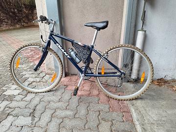 Mountain bike Giant
