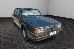 Alfa Romeo 75 1.6