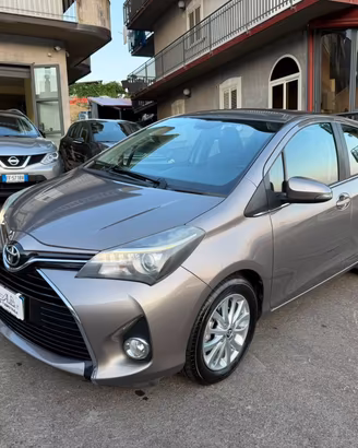 TOYOTA Yaris 1.4 D-4D 5p. Lounge