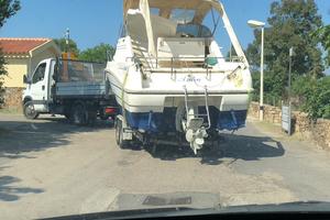 Cabinato 6,85 mt con cabina e bagno-