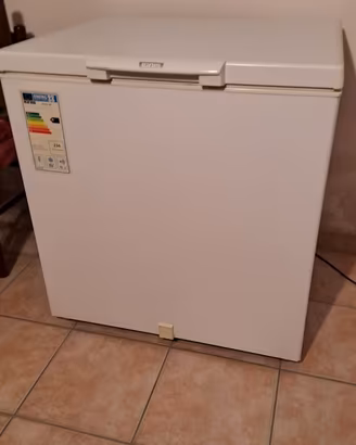 Congelatore a pozzetto Ignis ICF221AP da 204 Lt