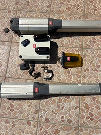 Motore per portone due ante BFT