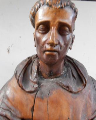 Santo in legno