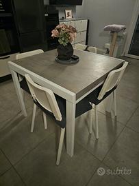 Tavolo grigio allungabile 