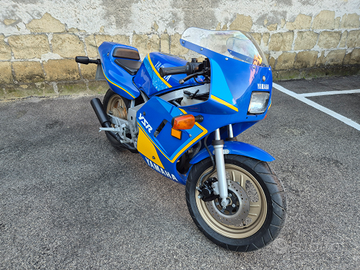 Yamaha ysr 50 da passaggio