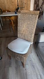Sedia in legno e paglia intrecciata con cuscino