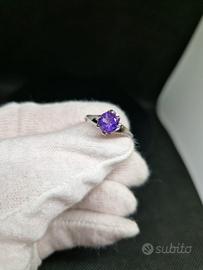 Anello d'argento 925 con ametista e zirconi