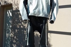 tuta in pelle moto 