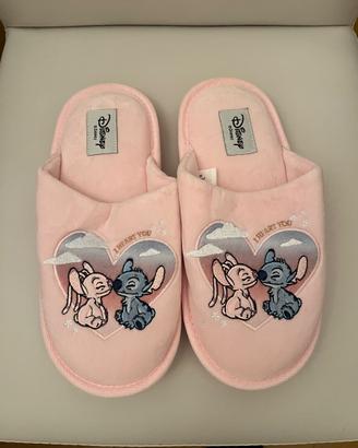 Pantofole nuove da donna 