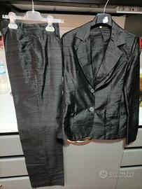 Completo donna nero in seta 