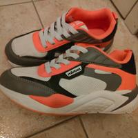  scarpe da ginnastica 
