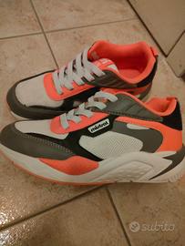  scarpe da ginnastica 