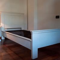 Letto Singolo Legno Massiccio 90×190 con Comodino
