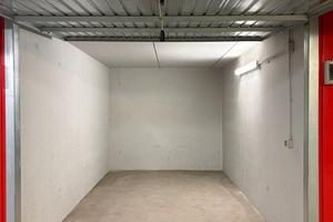 Garage - Box auto MM2 Cimiano (Milano)