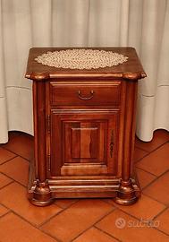 Comodini in Noce nazionele