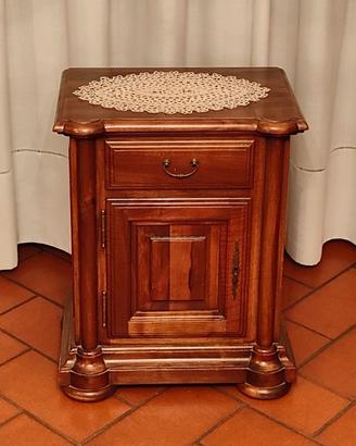 Comodini in Noce nazionele