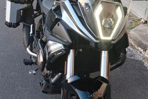 QJ moto 600 SX