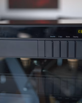 Preamplificatore Meridian 501