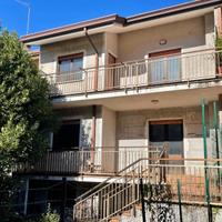 AMPIA VILLASCHIERA TRICAMERE BISERVIZI CON GIAR...