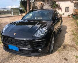 PORSCHE Macan - 2017