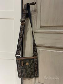 Tracolla fendi