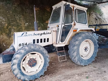 trattore Lamborghini 854DT