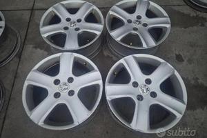 Cerchi In Lega Da 16" Per Peugeot 307 - 207 - 306