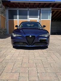 Alfa Romeo Giulia Q4
