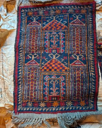 2 Tappetini scendiletto Afgani   – 59 x 42 cm