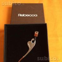 Mono orecchino Rebecca originale a forma di cuore