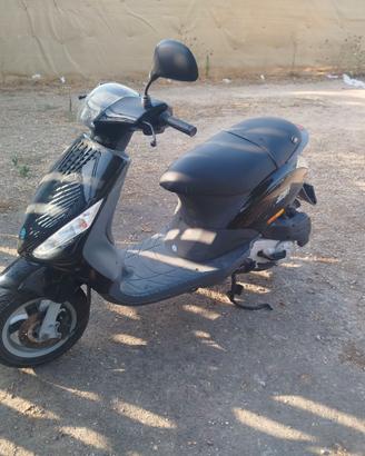 Piaggio zip
