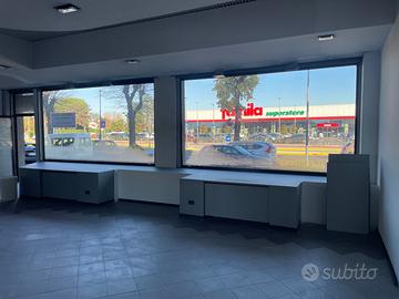 Negozio commerciale