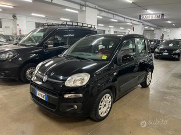 Fiat Panda 1.2 con 5 posti