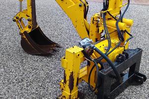 Retroscavatore mazzotti