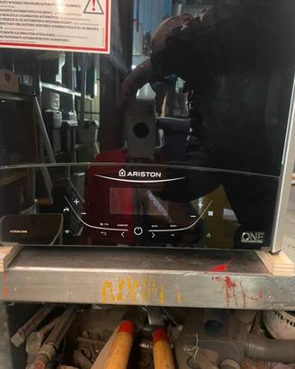 Caldaia Ariston 24 kw