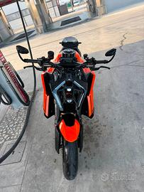 KTM 1390 Superduke R